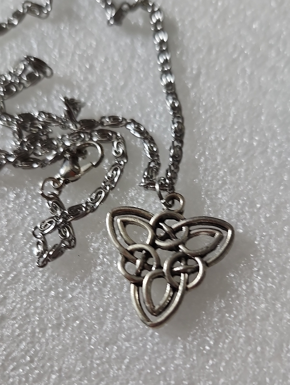 Hand Crafted Silver Celtic Trinity Knot Necklace